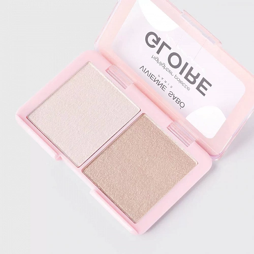 VIVIENNE SABO Палетка хайлайтеров Gloire d'amour Highlighter Palette, 6 г (01 · Светло-розовый)