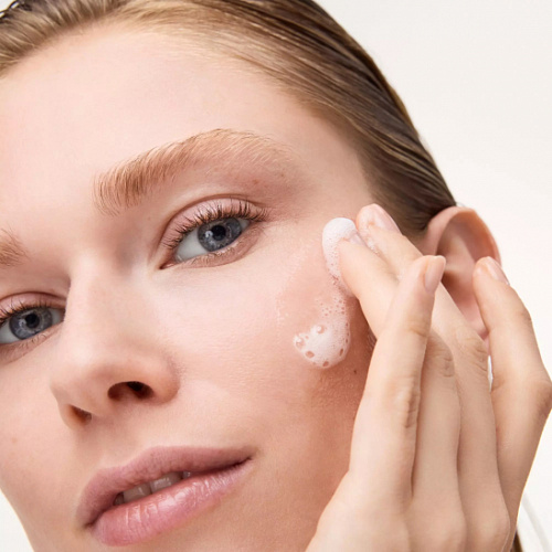 CATRICE Праймер для лица пенящийся Soft Glam Foam Primer, 010 Beyond The Cloud