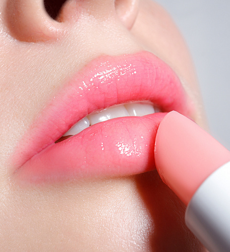 LUXVISAGE Бальзам-тинт для губ Tint & care pH formula цвет и увлажнение, 3,9 г (01 Rose)