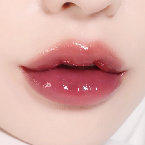 AMUSE Глянцевый тинт-плампер для губ Bebe Tint, 3,8 г (08 Grape Babe)